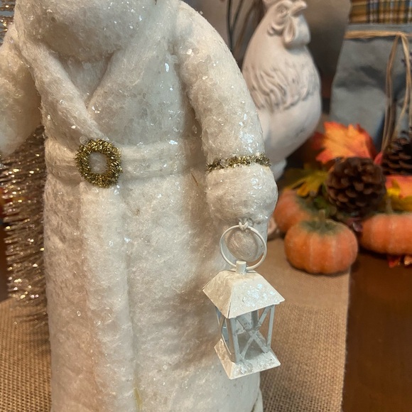 White Sparky Santa with Tall Gold Tree - Picture 3 of 9